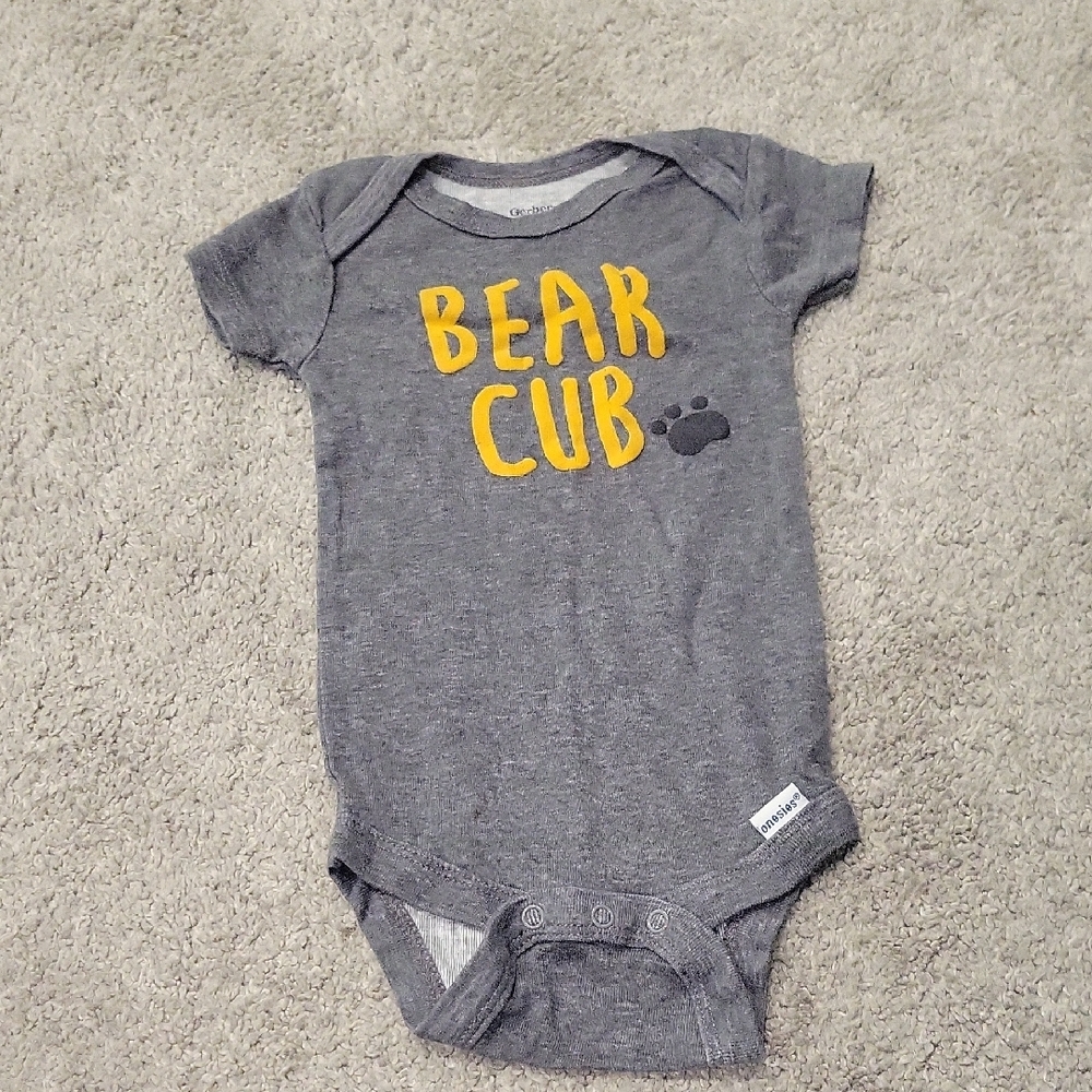 Gerber Bear Cub Gray and Yellow Bodysuit